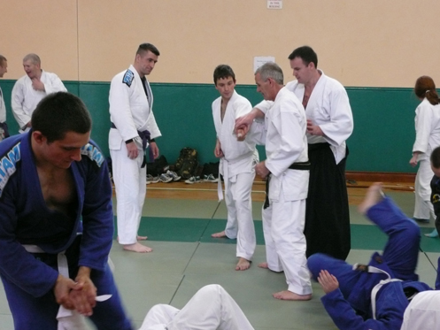 Eamon Coyne Sensei instructing